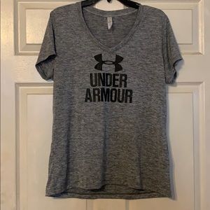 NWOT Under Armour v-neck tshirt